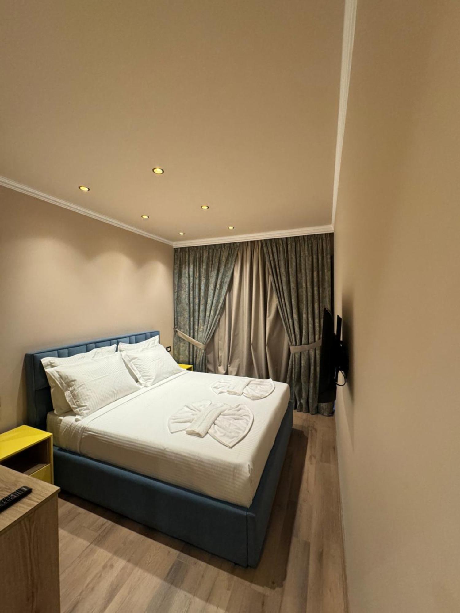 Hotel Gjika Tirana Zewnętrze zdjęcie