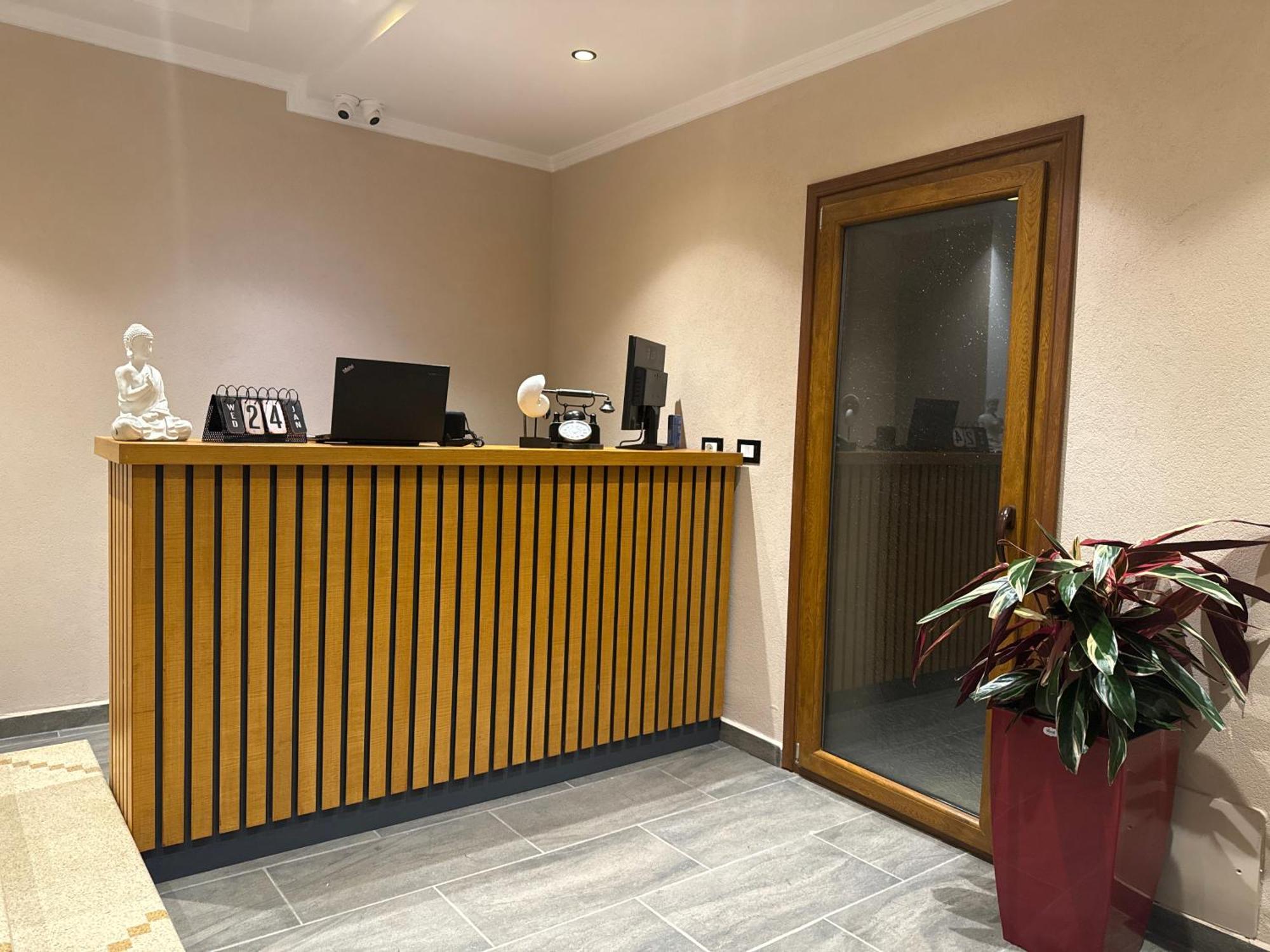 Hotel Gjika Tirana Zewnętrze zdjęcie